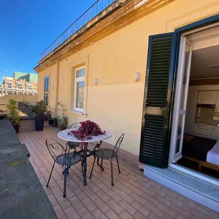 Tritone Hotell 3*