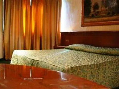 Clelia Palace 3* Rom