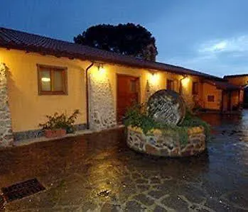 Casale Certosa 호텔