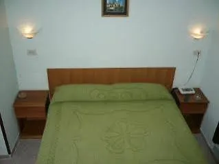 Hotel Domus Mea