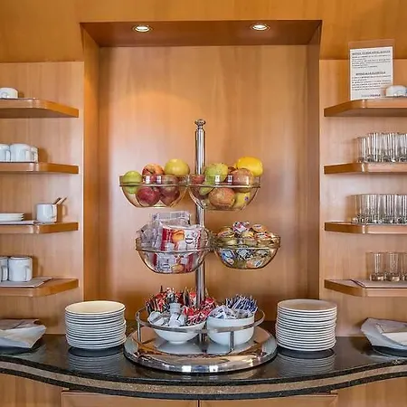 Hotell Tritone