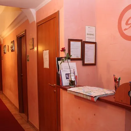 Giovy Bed & Breakfast 2*