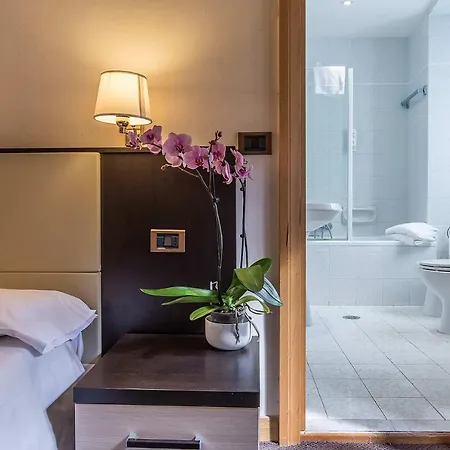 Tritone Hotell Rom