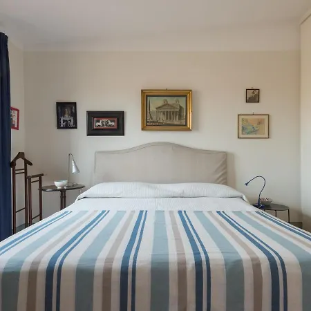 Apartament Piazza Lovatelli Luxury Penthouse *