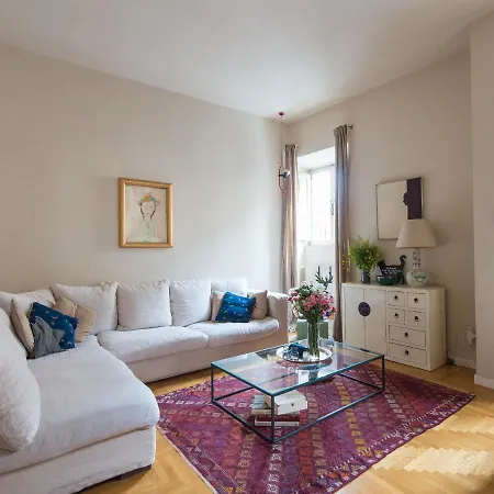 Coronari Enchanting Two Bedroom Apartment *