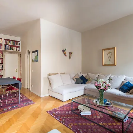 Coronari Enchanting Two Bedroom Apartment