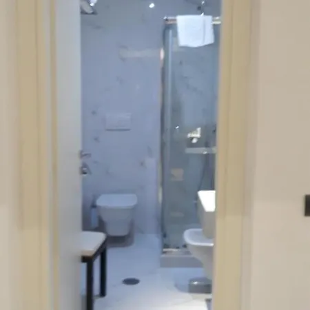 Crosti روما