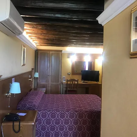 호텔 Casale Certosa 파노바