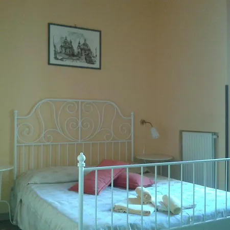 San Daniele Bundi House بيت ضيافة