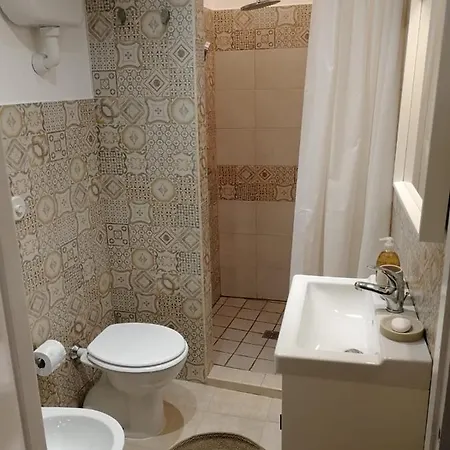 Sergio Tourist Rental Close Tiburtina Station Guest house