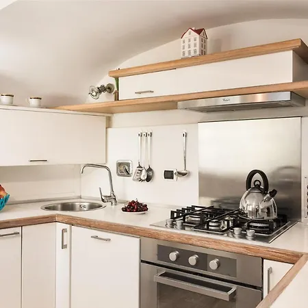 Apartment Idyllia - Colosseum Luxury Rome