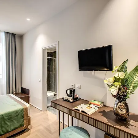 77 Seventy-seven - Maison D'art Collection Hotel 4*