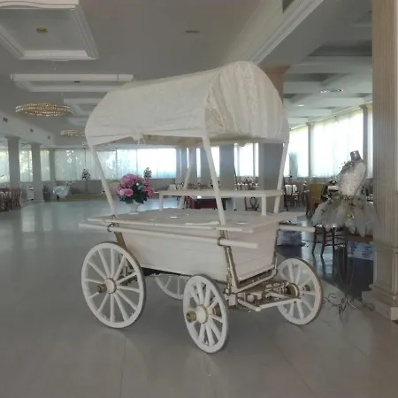 호텔 Casale Certosa 3*