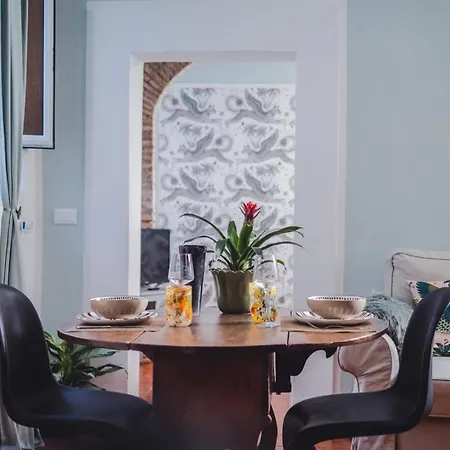 La Vetrina, The Renaissance Charme Of Piazza Navona Apartment