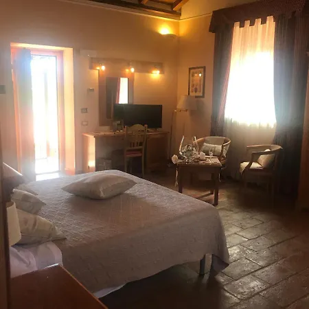 Casale Certosa 3*