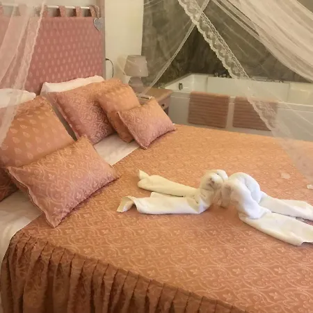 Casale Certosa 3*