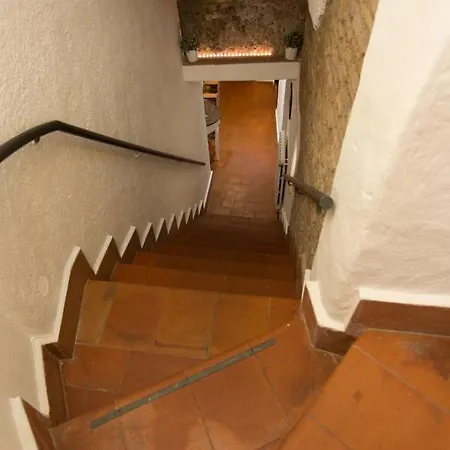 Grotto Experience 5pax Apartment *