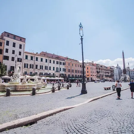 La Vetrina, The Renaissance Charme Of Piazza Navona Rome
