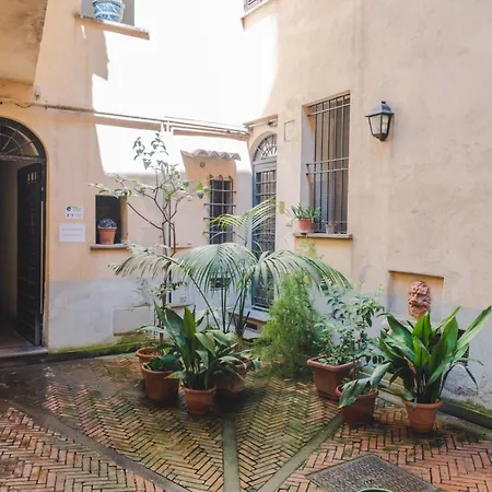 Apartment La Vetrina, The Renaissance Charme Of Piazza Navona