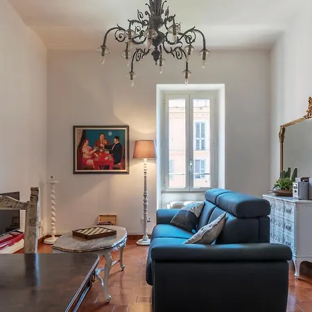 Santa Maria Maggiore Roomy And Bright Flat Apartment *