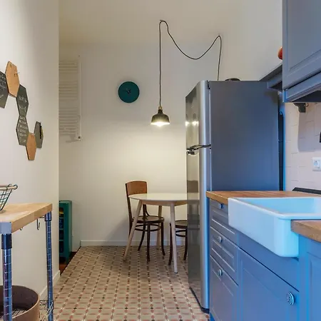 Santa Maria Maggiore Roomy And Bright Flat Apartment