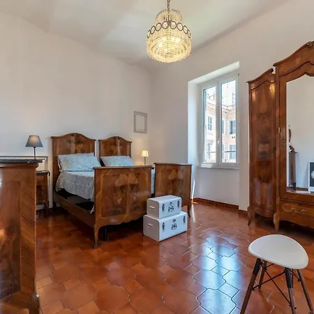 Santa Maria Maggiore Roomy And Bright Flat * Rome