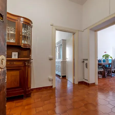 Apartment Santa Maria Maggiore Roomy And Bright Flat *
