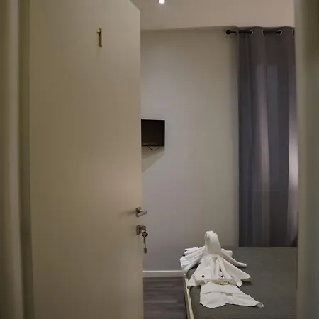 Infinity Castle Guest house Rome