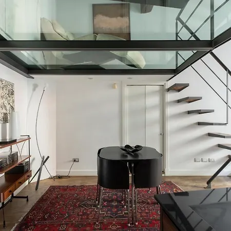 Iflat Art In The Heart Of Apartamento