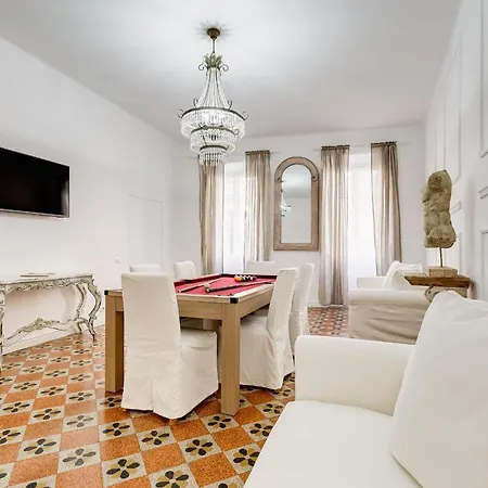Spanish Square - Romedreamhome *