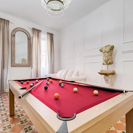 Apartment Spanish Square - Romedreamhome