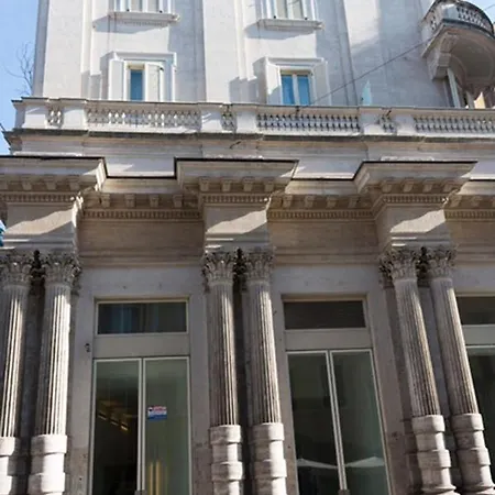 Spagna Luxury Apartment *