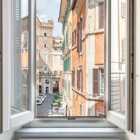 Iflat Art In The Heart Of Apartamento