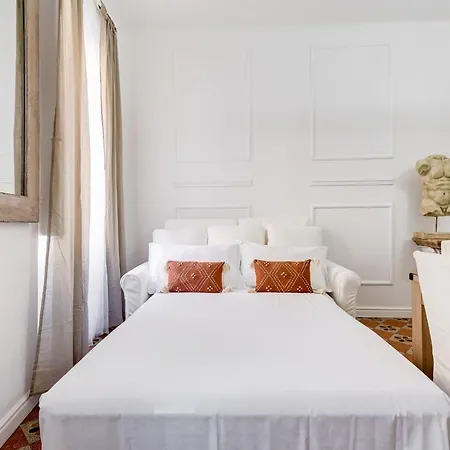 Spanish Square - Romedreamhome Apartment