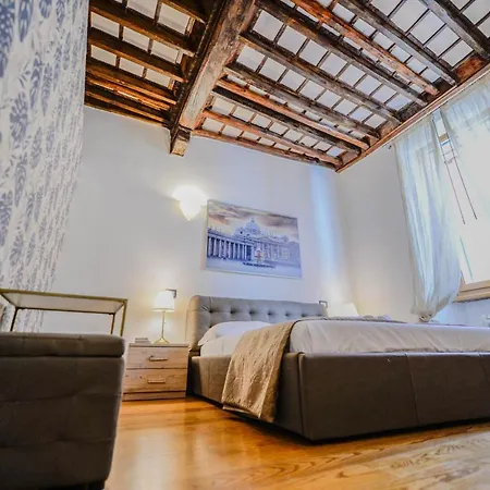 Apartahotel Campo De Fiori Relais