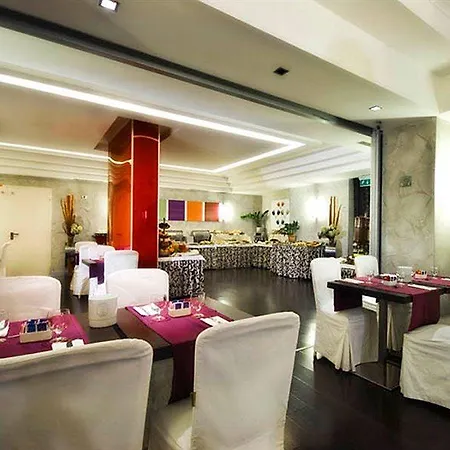 Ariston Hotel 4*