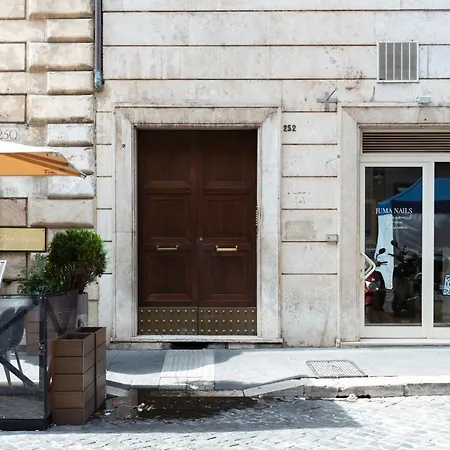 Deza Cozy Place Ripetta Apartment *