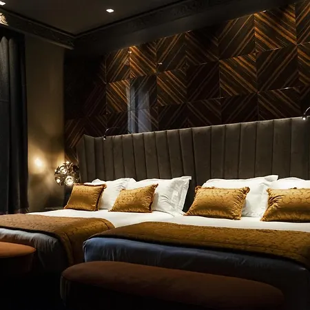 U-visionary Hotel