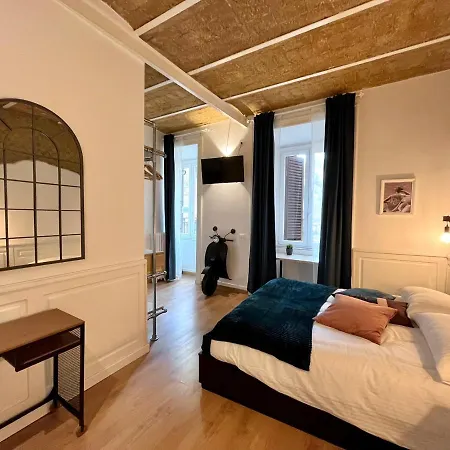 Guest house Domus Avi -