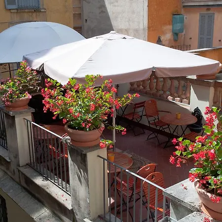 Le Clarisse Pantheon 3* Rome
