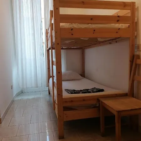 Varese Guest house *