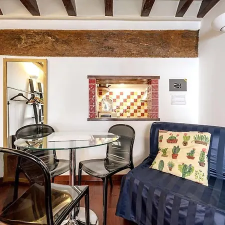 Trastevere Apartment *