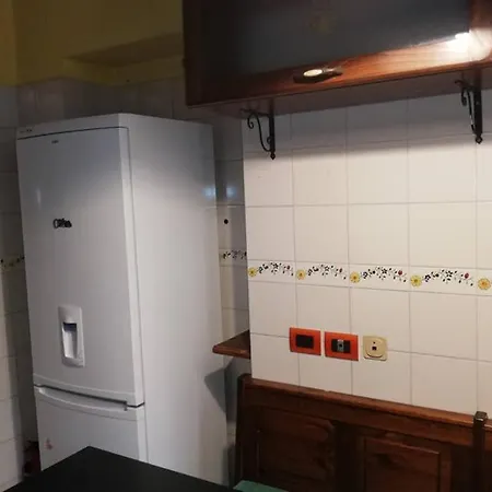 Ecce Apartment *