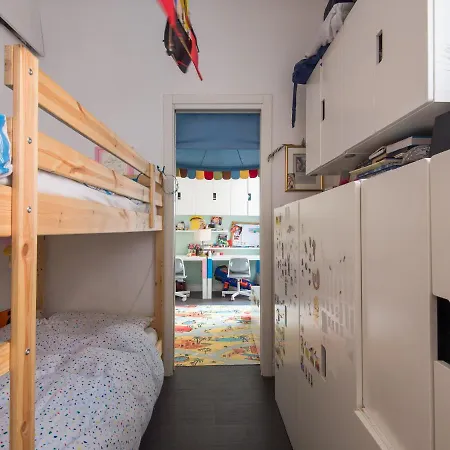 Coronari Enchanting Two Bedroom Apartment *