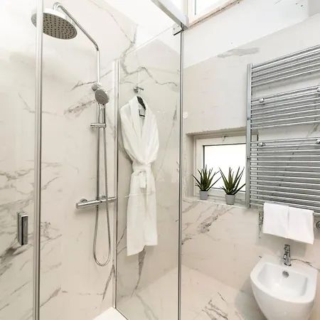 La Hotel Rome