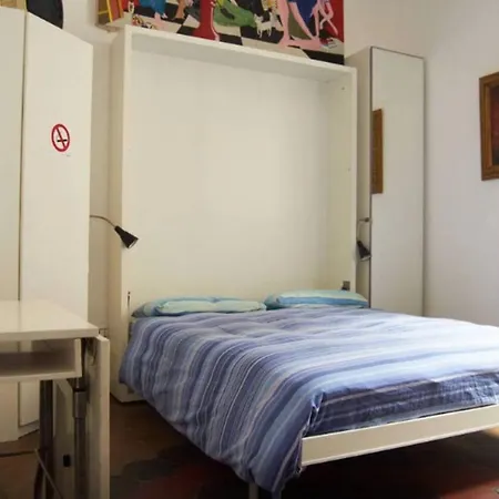 Queen And Princess In St Peter Buddyrent Apartment Rome