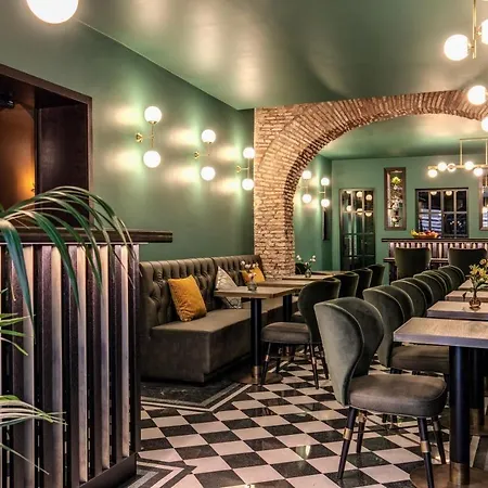 Hotel Tree Charme Parliament Boutique 3*