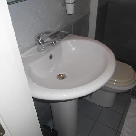 Guest house Discover 2*