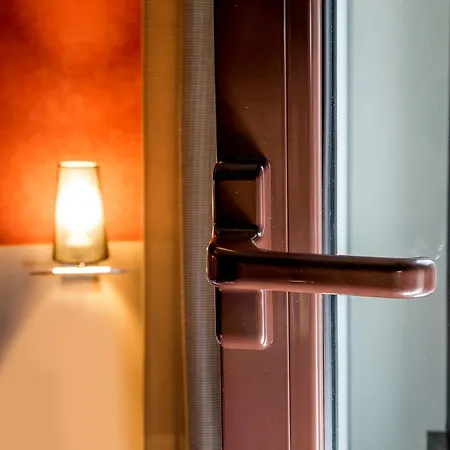 Hearth Hotel Rome