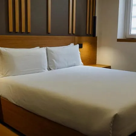Hotel Central Lodge Hotel